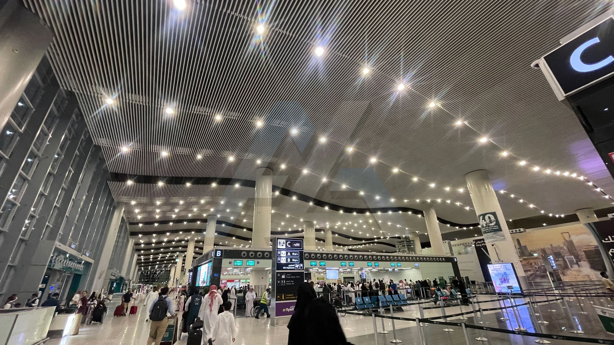 Geometric aluminum ceiling