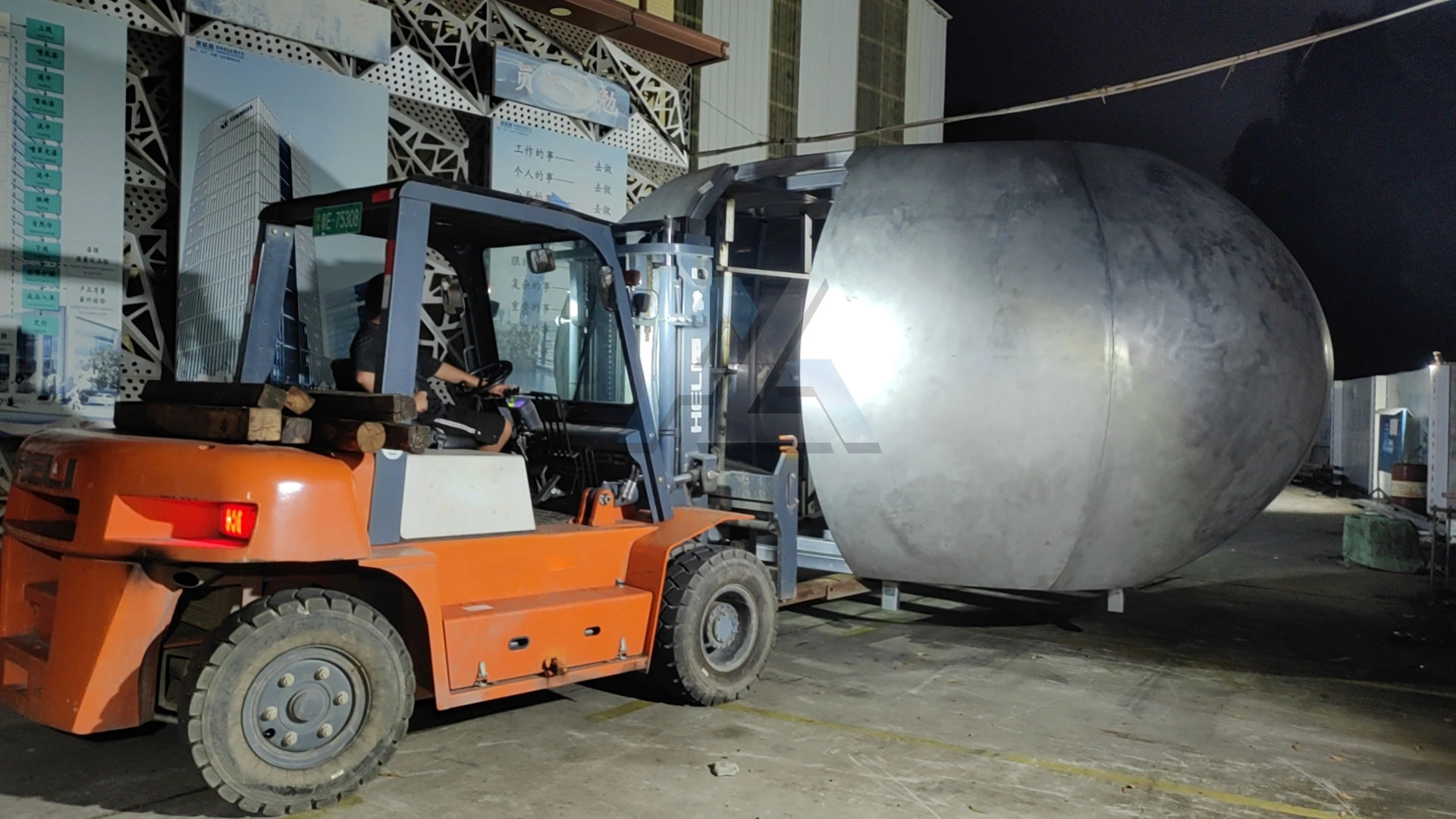Custom metal space pod — customer photograph 7